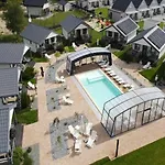 Holiday Homes With Pool And Jacuzzi * Jarosławiec