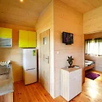 Holiday Homes With Pool And Jacuzzi *