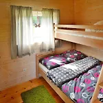 度假居 Holiday Homes With Pool And Jacuzzi *