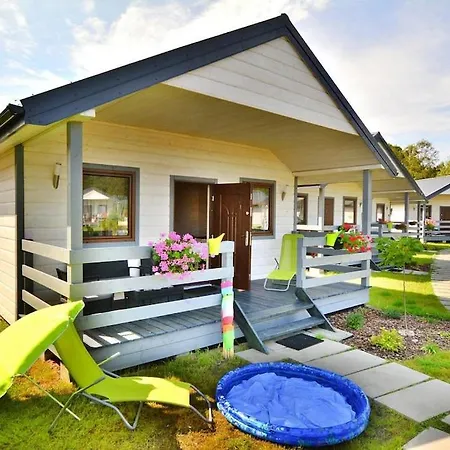 Holiday home Comfortable With Pool,