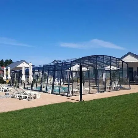 Homes With Pool And Jacuzzi * Jarosławiec