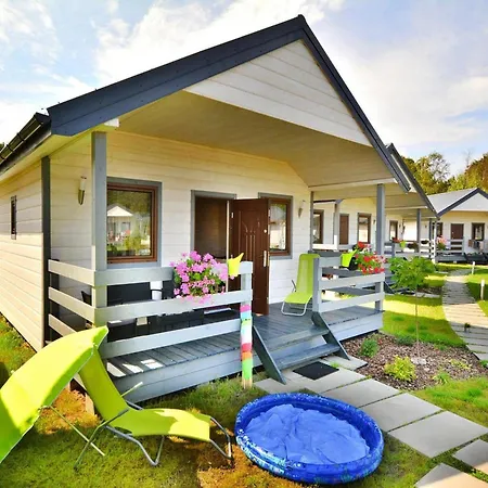 Homes With Pool And Jacuzzi Dom wakacyjny Jarosławiec